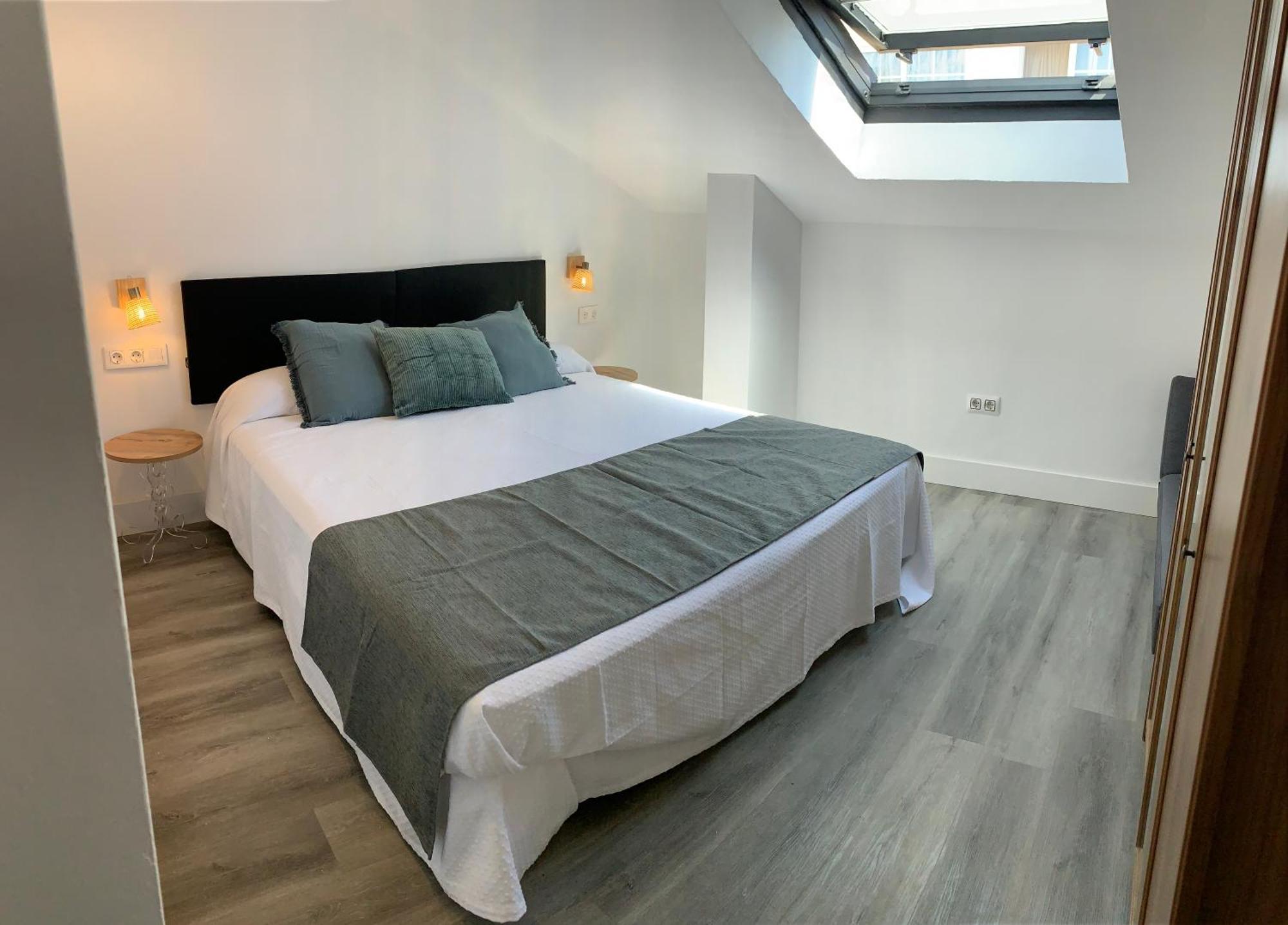 La Buhardilla De Pedregalejo Apartment Malaga Ngoại thất bức ảnh